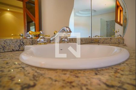 Casa para alugar com 315m², 4 quartos e 3 vagasBanheiro suite