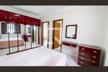 Casa à venda com 560m², 6 quartos e 25 vagasCasa 2 Suite 