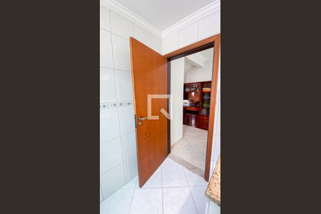 Casa à venda com 560m², 6 quartos e 25 vagasCasa 2 Banheiro