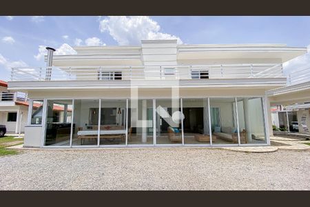 Casa à venda com 560m², 6 quartos e 25 vagasQuintal