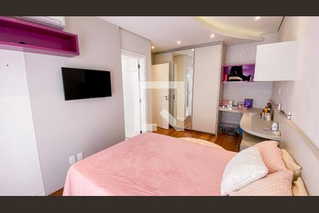 Casa à venda com 560m², 6 quartos e 25 vagasSuíte 3