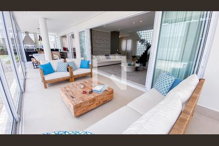 Casa à venda com 560m², 6 quartos e 25 vagasVaranda gourmet