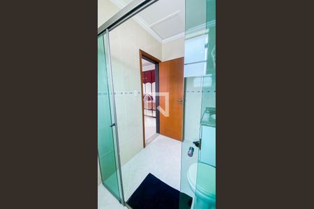 Casa à venda com 560m², 6 quartos e 25 vagasCasa 2 - Banheiro da Suite