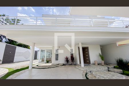 Casa à venda com 560m², 6 quartos e 25 vagasQuintal - Garagem