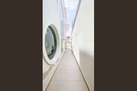 Casa à venda com 560m², 6 quartos e 25 vagasCorredor - Quintal