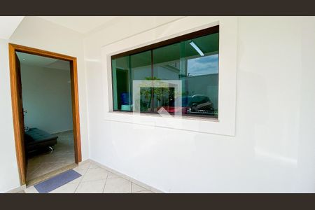 Casa à venda com 560m², 6 quartos e 25 vagasCasa 2 - Entrada