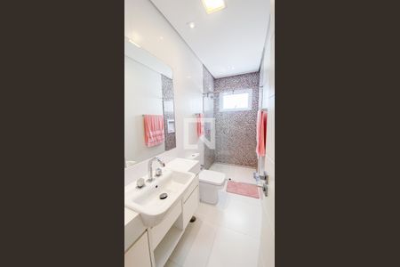 Casa à venda com 560m², 6 quartos e 25 vagasBanheiro da Suíte 4