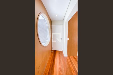 Casa à venda com 560m², 6 quartos e 25 vagasBanheiro da Suíte 1