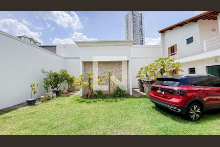 Casa à venda com 560m², 6 quartos e 25 vagasQuintal 