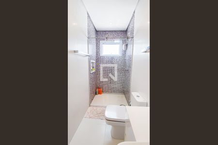 Casa à venda com 560m², 6 quartos e 25 vagasBanheiro da Suíte 3