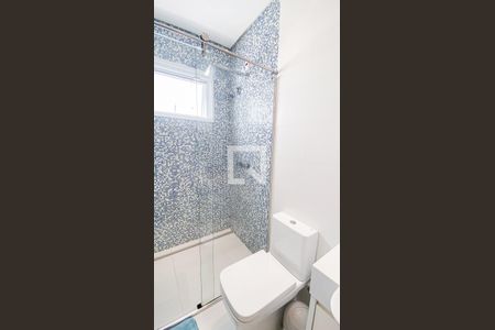 Casa à venda com 560m², 6 quartos e 25 vagasBanheiro da Suíte 2