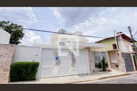 Casa à venda com 560m², 6 quartos e 25 vagasFachada