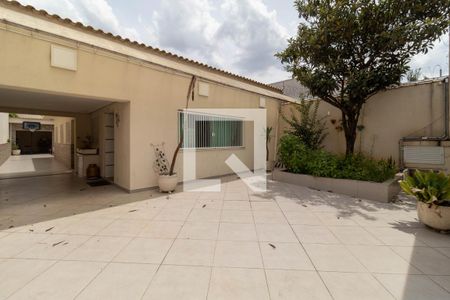 Casa à venda com 312m², 6 quartos e 6 vagasGaragem 