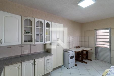 Casa à venda com 312m², 6 quartos e 6 vagasCozinha 2