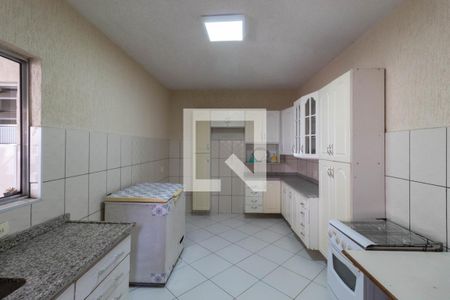 Casa à venda com 312m², 6 quartos e 6 vagasCozinha 2