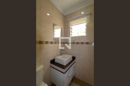 Casa à venda com 312m², 6 quartos e 6 vagasBanheiro 1