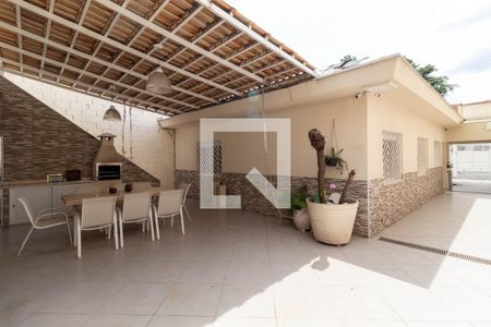Casa à venda com 312m², 6 quartos e 6 vagasChurrasqueira