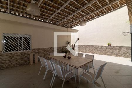 Casa à venda com 312m², 6 quartos e 6 vagasChurrasqueira