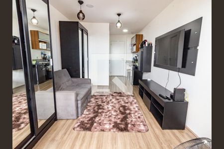 Sala/Cozinha de apartamento para alugar com 1 quarto, 23m² em Quarta Parada, São Paulo