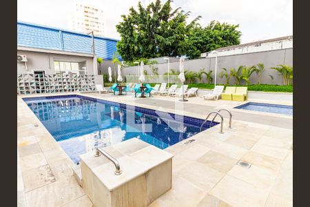 Apartamento para alugar com 23m², 1 quarto e sem vaga Apartamento para alugar com 23m², 1 quarto e sem vagaÁrea comum - Piscina