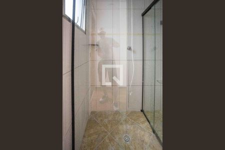 Banheiro de apartamento para alugar com 1 quarto, 48m² em Taboão, Diadema