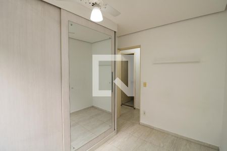Quarto de apartamento à venda com 3 quartos, 59m² em Jardim Vila Formosa, São Paulo