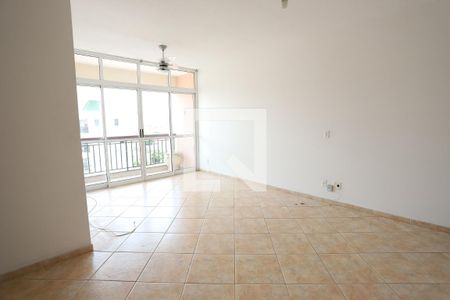 Sala de apartamento à venda com 3 quartos, 85m² em Parque Suzano, Suzano