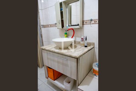 Casa à venda com 220m², 5 quartos e 4 vagas Casa à venda com 220m², 5 quartos e 4 vagasBanheiro