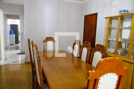 Sala de Jantar de casa à venda com 5 quartos, 220m² em Km 18, Osasco