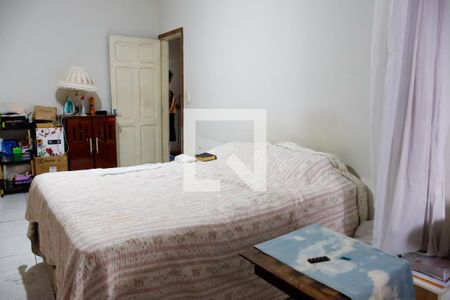 Casa à venda com 220m², 5 quartos e 4 vagas Casa à venda com 220m², 5 quartos e 4 vagasQuarto 3