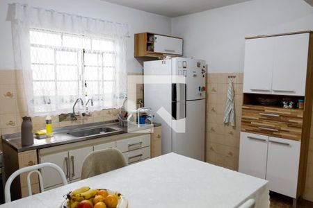 Casa à venda com 220m², 5 quartos e 4 vagas Casa à venda com 220m², 5 quartos e 4 vagasCozinha