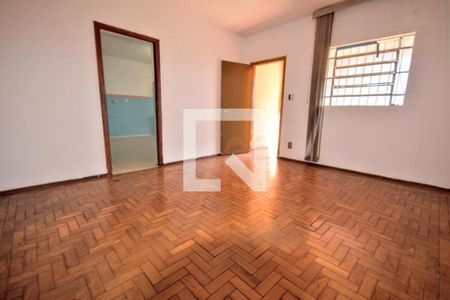 Casa à venda com 209m², 4 quartos e 3 vagas