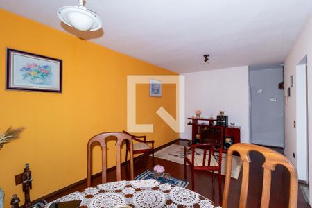 Apartamento à venda com 70m², 2 quartos e 1 vagaSala