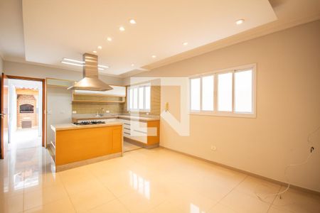 Casa à venda com 232m², 4 quartos e 4 vagasCopa e Cozinha