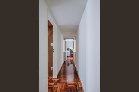 Corredor de apartamento para alugar com 2 quartos, 72m² em Barra, Salvador