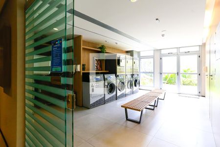 Studio à venda com 36m², 1 quarto e 1 vaga Studio à venda com 36m², 1 quarto e 1 vagaLavenderia