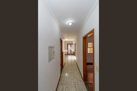 Casa à venda com 190m², 4 quartos e 3 vagasCorredor
