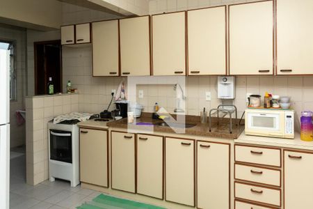Apartamento à venda com 80m², 2 quartos e 1 vagaCozinha - Armários
