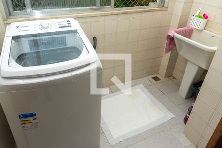 Apartamento à venda com 80m², 2 quartos e 1 vagaÁrea de Serviço