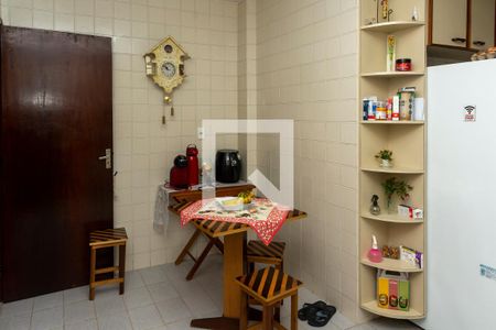 Apartamento à venda com 80m², 2 quartos e 1 vagaCozinha - Armários