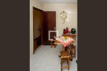 Apartamento à venda com 80m², 2 quartos e 1 vagaCozinha - Armários