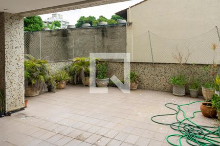 Apartamento à venda com 80m², 2 quartos e 1 vagaÁrea Comum - Playground