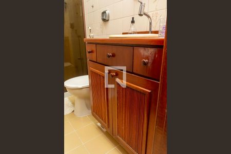 Apartamento à venda com 80m², 2 quartos e 1 vagaBanheiro Social