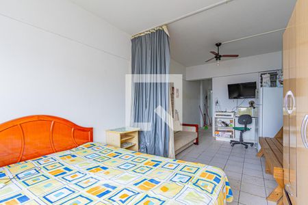 Sala/Quarto de apartamento para alugar com 1 quarto, 49m² em Centro, Florianópolis