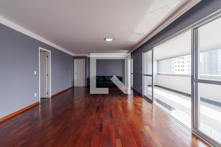 Sala de apartamento para alugar com 3 quartos, 175m² em Jardim Londrina, São Paulo