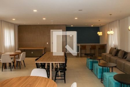 Apartamento para alugar com 35m², 2 quartos e sem vagaÁrea comum - Salão de festas