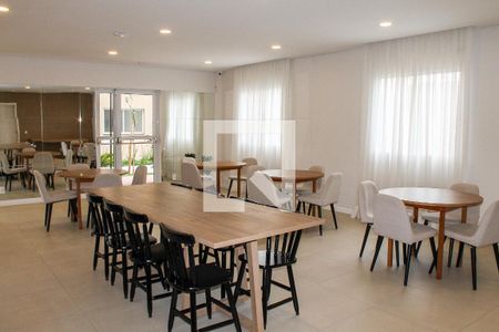Apartamento para alugar com 35m², 2 quartos e sem vagaÁrea comum - Salão de festas