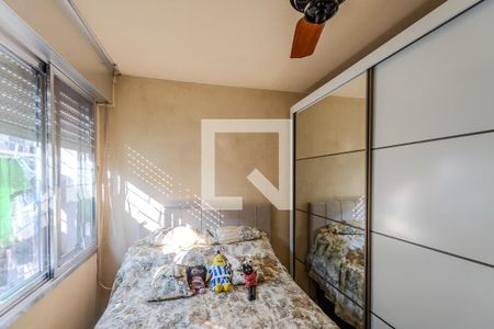 Quarto 1 de apartamento para alugar com 2 quartos, 60m² em Santo Antônio, Porto Alegre