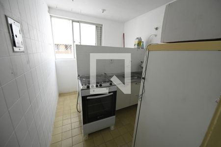 Cozinha de apartamento à venda com 1 quarto, 39m² em Serrinha, Goiânia