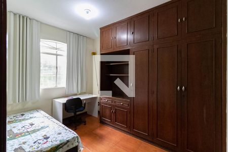 Casa à venda com 207m², 7 quartos e 4 vagasQuarto 3